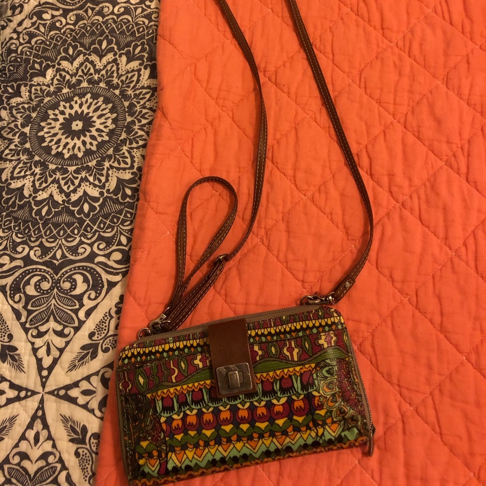 Cross body phone and wallet case